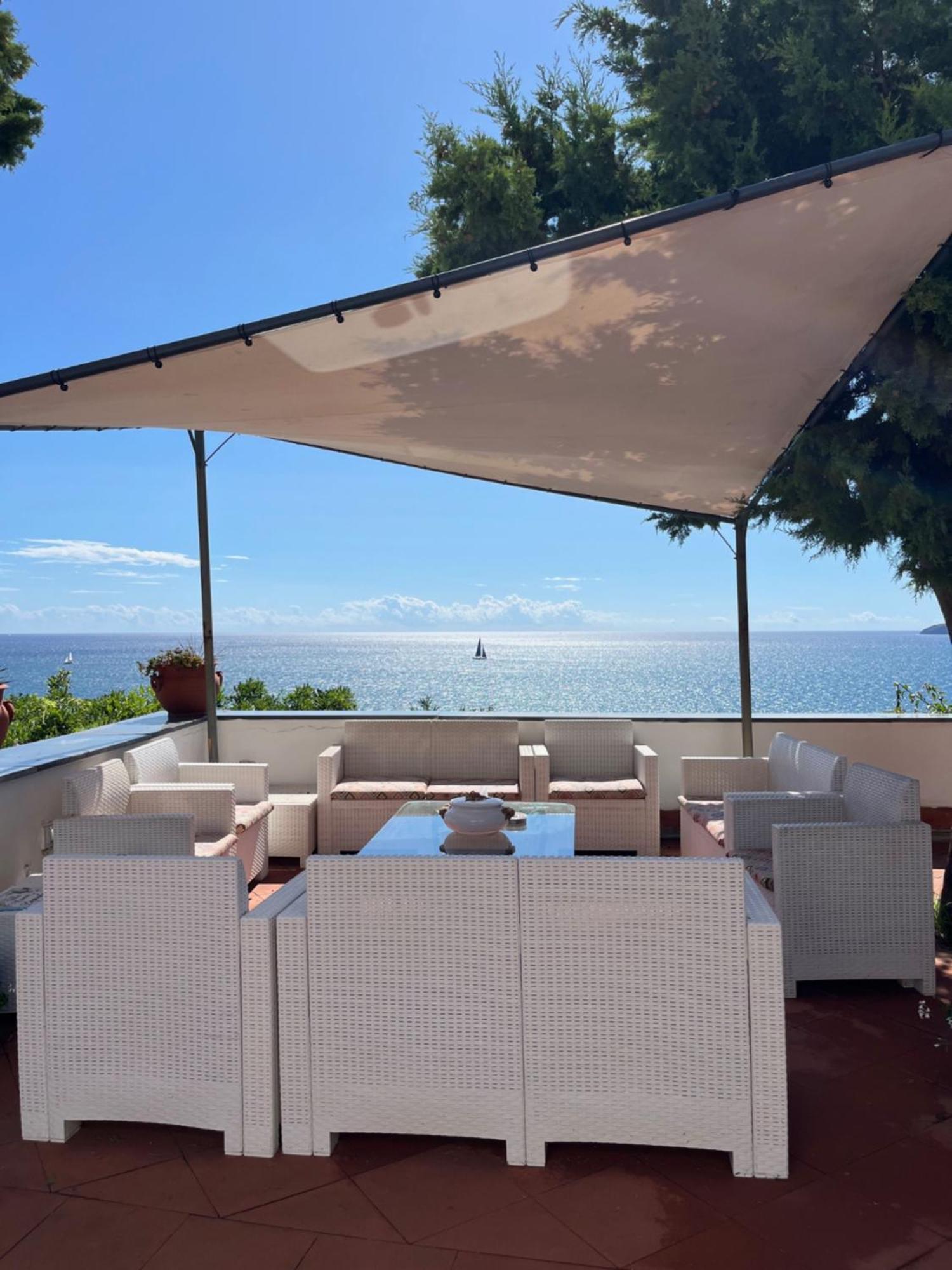 Villa Manni 普罗奇达 外观 照片